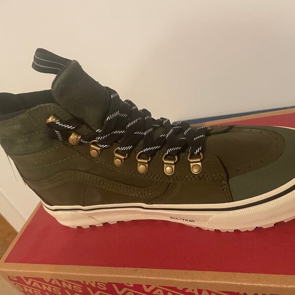 NEW WITH TAGS Vans Sk8-Hi DR MTE-2 shoes - Picture 2 of 5